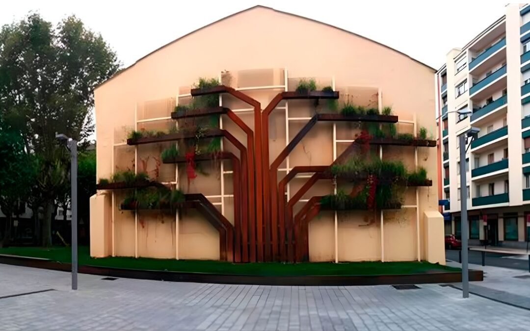 Escultura Vegetal Arbol tipo Eco Frame plaza Green Capital de Vitoria-Gasteiz